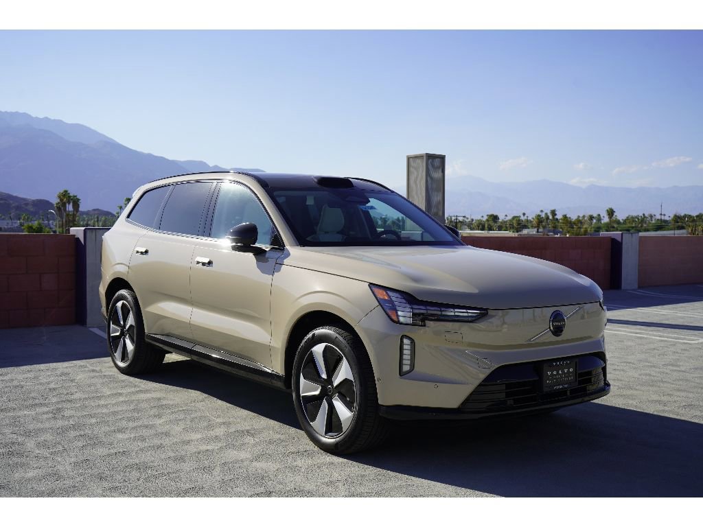 New 2025 Volvo EX90 Plus
