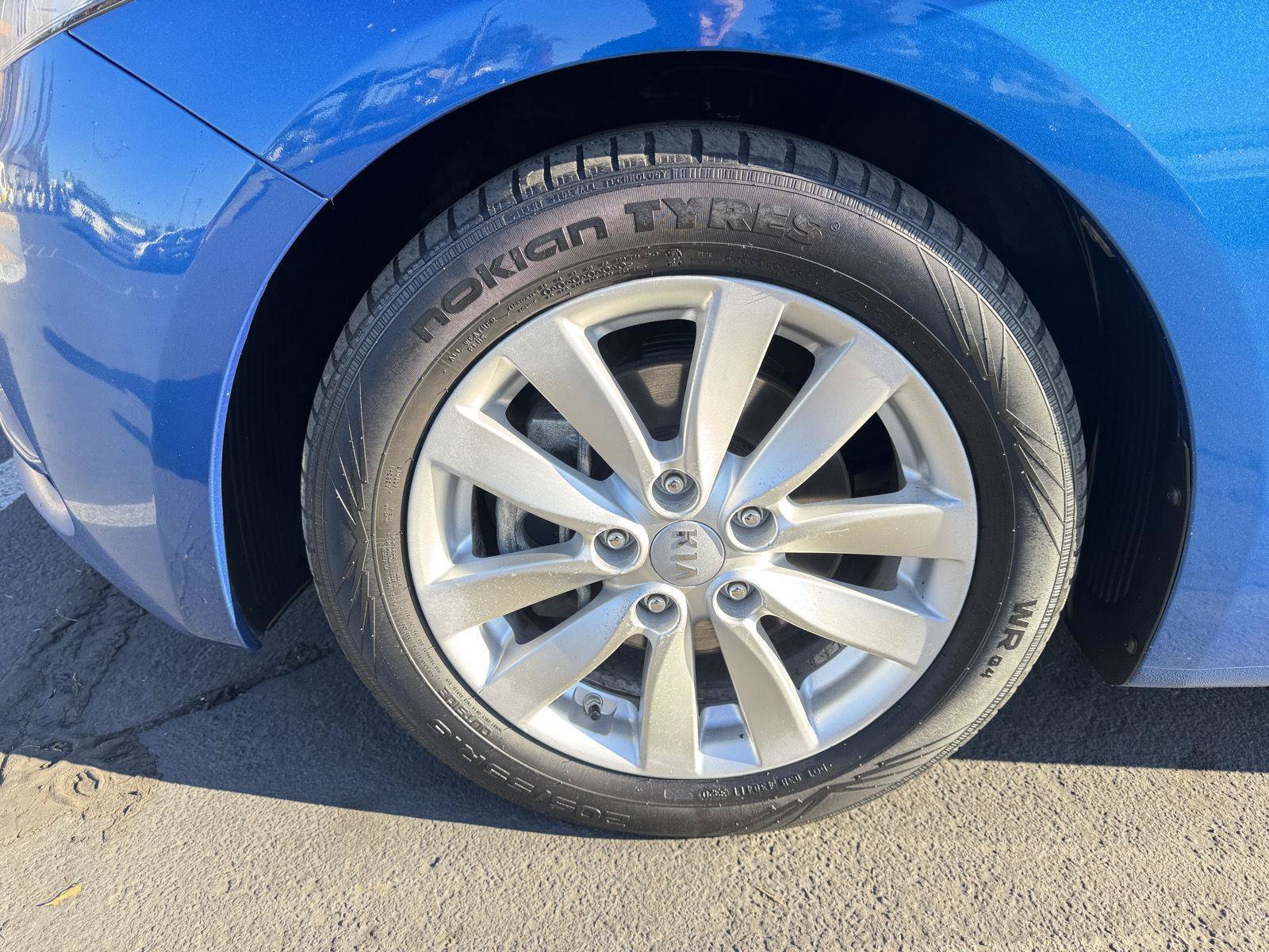 Used 2015 Kia Forte EX FWD image 9