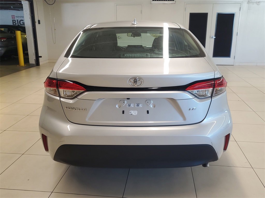Used 2023 Toyota Corolla LE image 6
