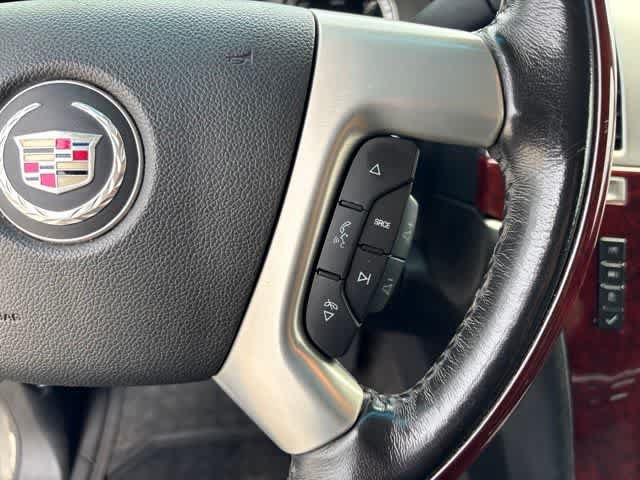 Used 2013 Cadillac Escalade ESV Luxury AWD/4WD image 13