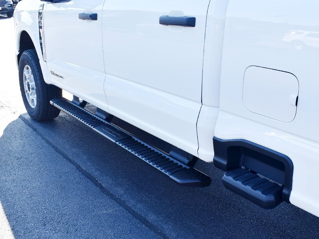 New 2026 Ford F350 XLT image 15