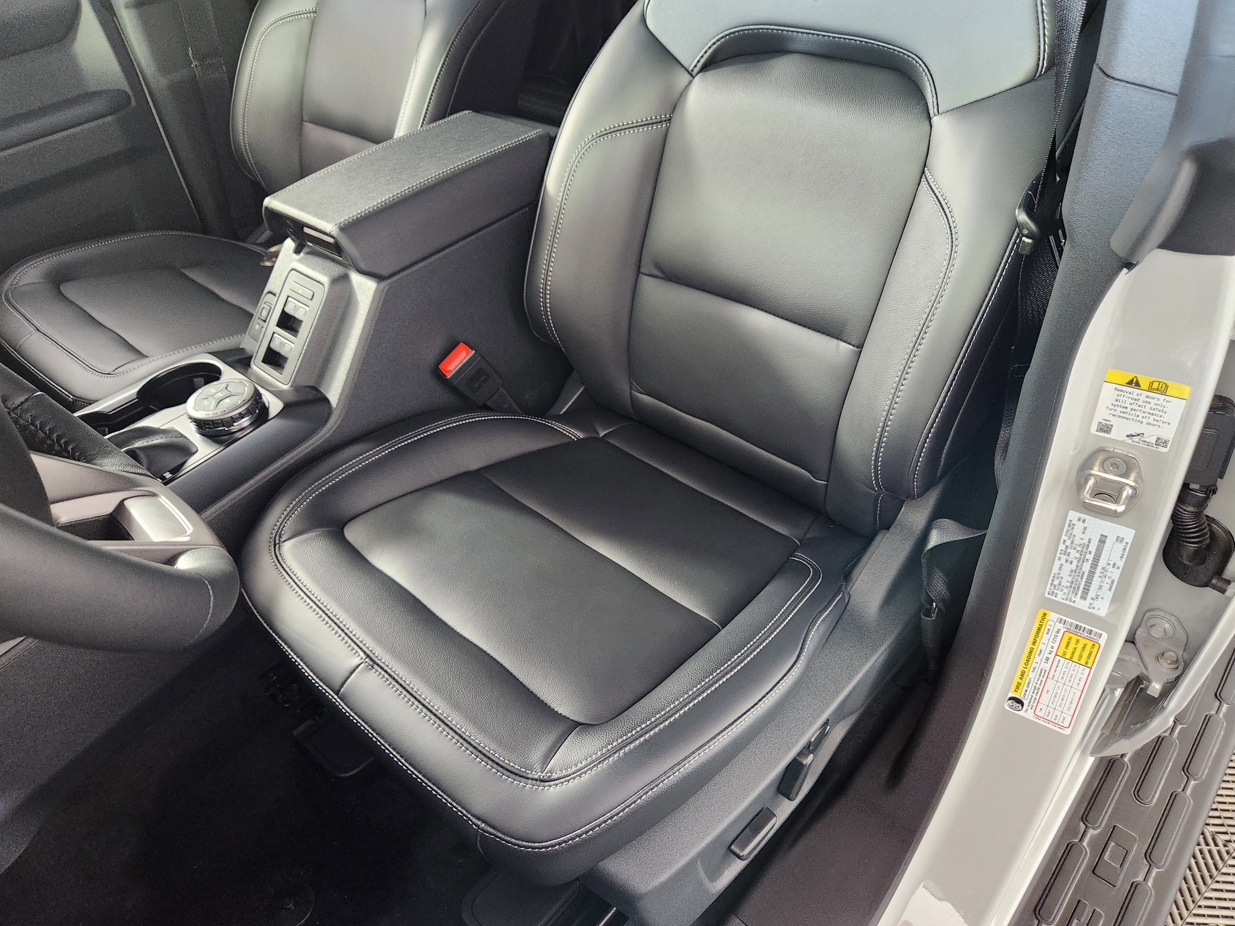 New 2026 Ford Bronco Outer Banks image 12