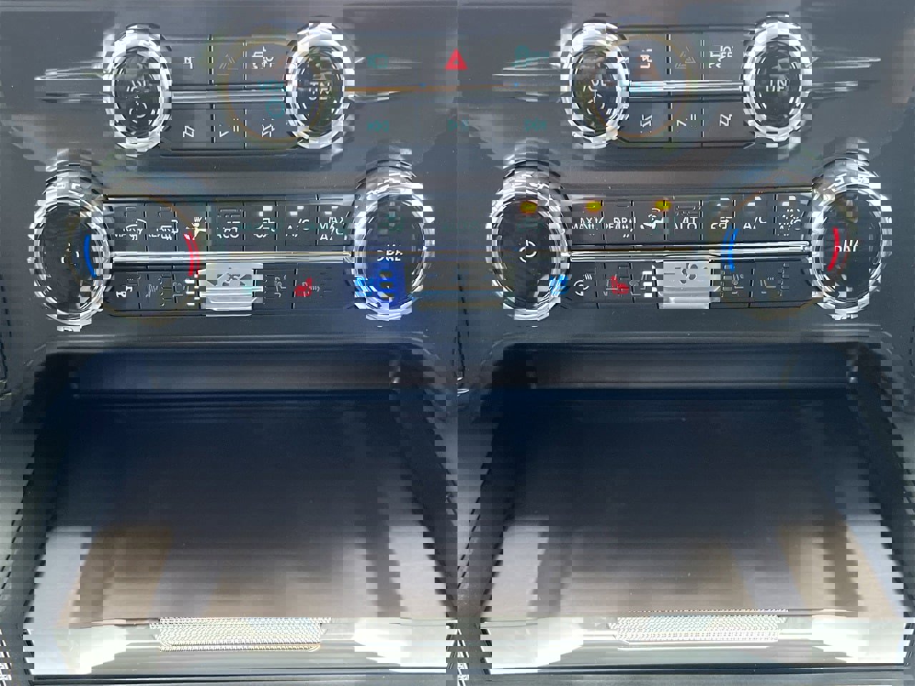 New 2026 Ford F350 Platinum image 9