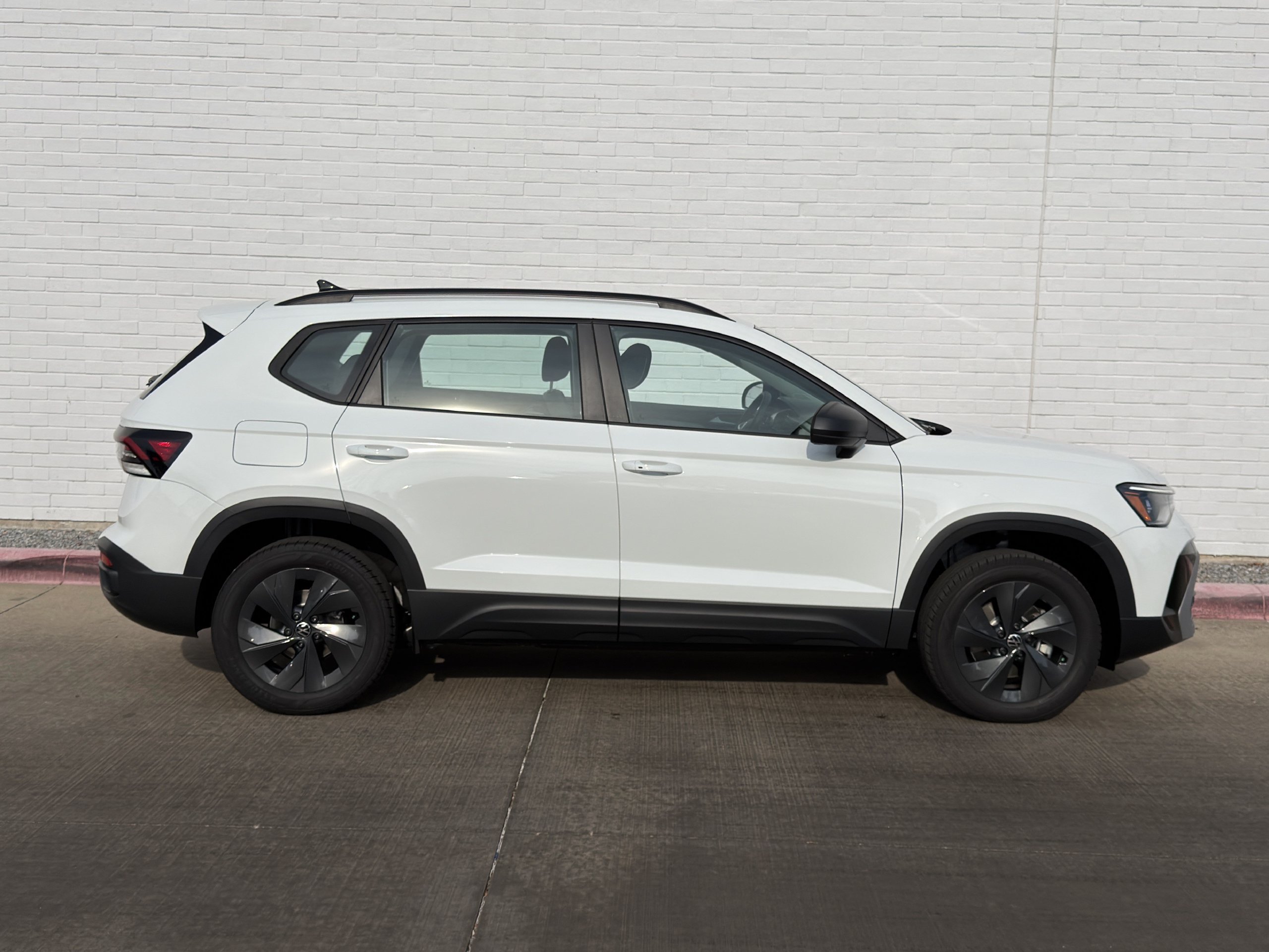 New 2027 Volkswagen Taos S FWD image 4
