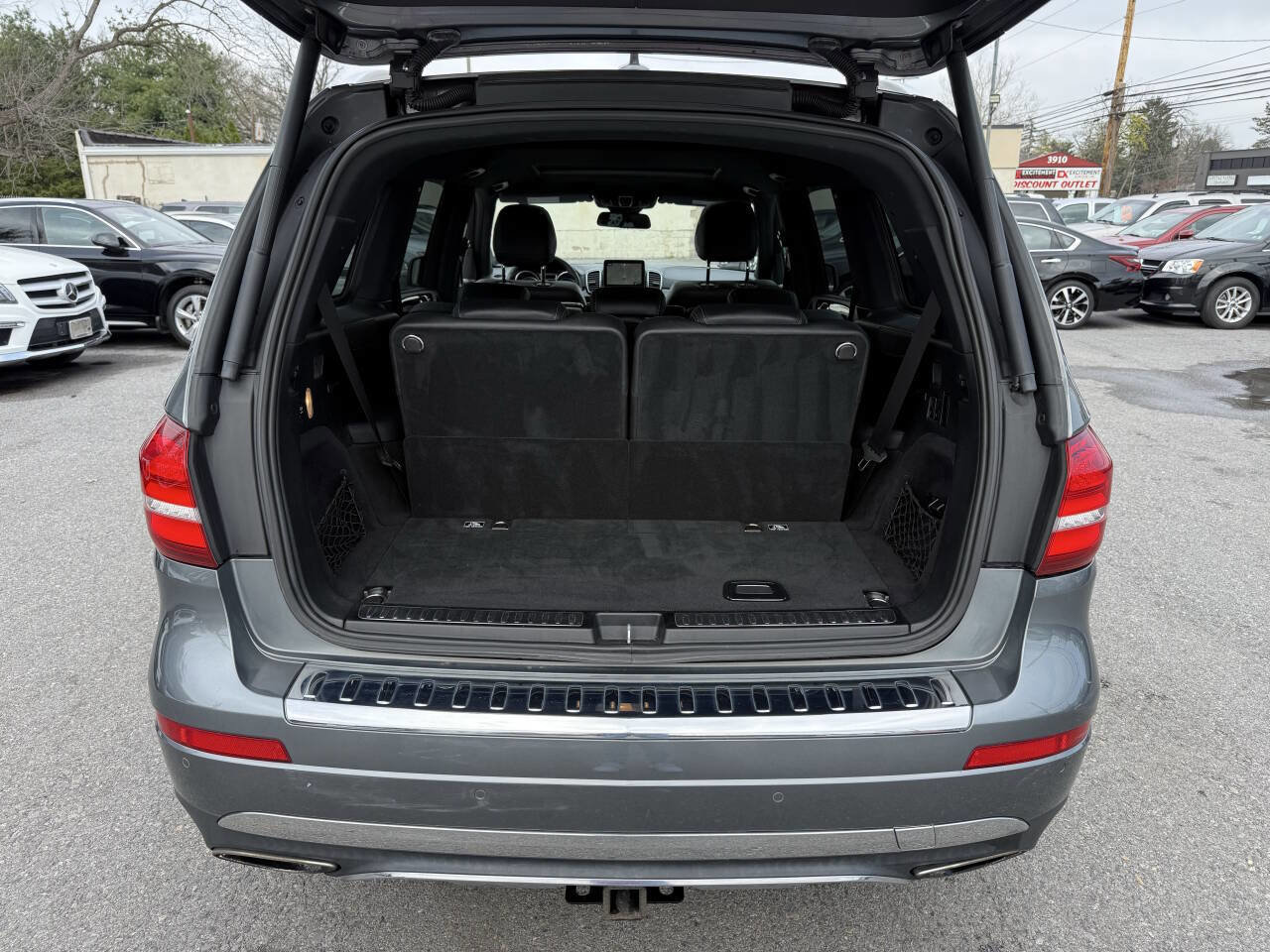 Used 2017 Mercedes-Benz GLS 450 4MATIC image 26