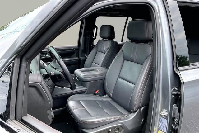 Used 2022 Chevrolet Tahoe RST w/ Luxury Package RWD image 15