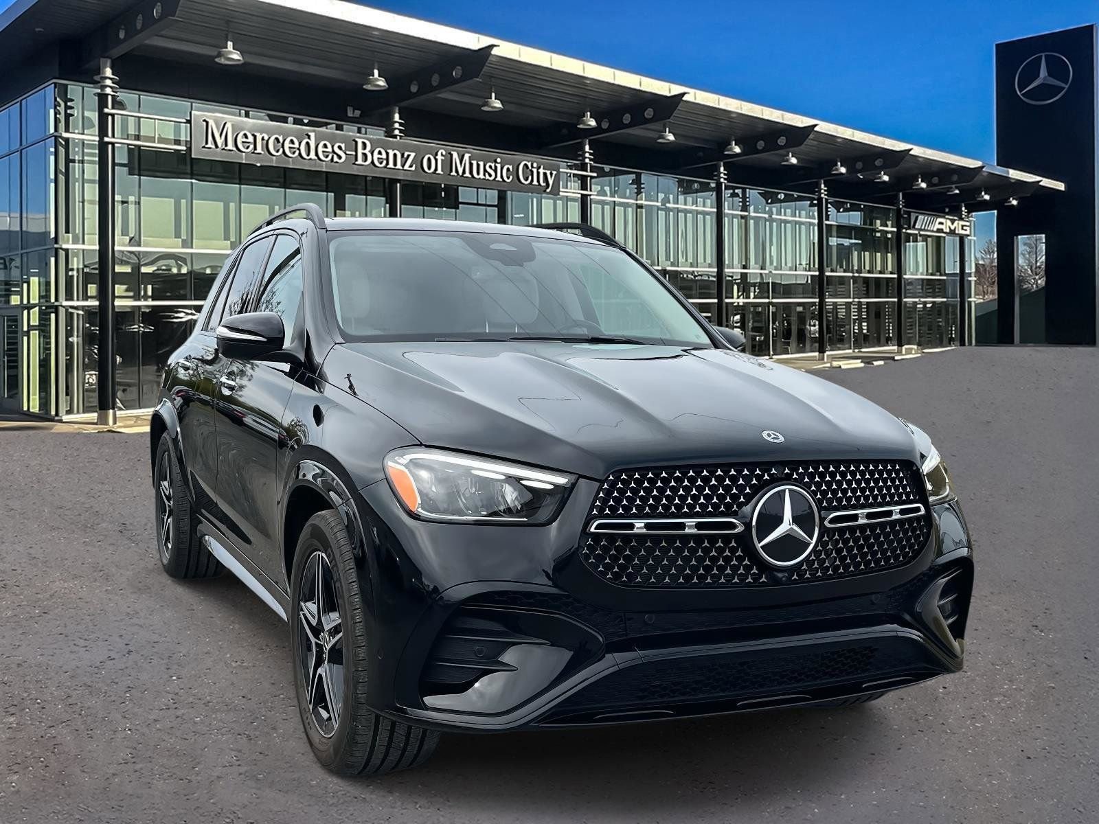 Used 2025 Mercedes-Benz GLE 350 4MATIC image 1