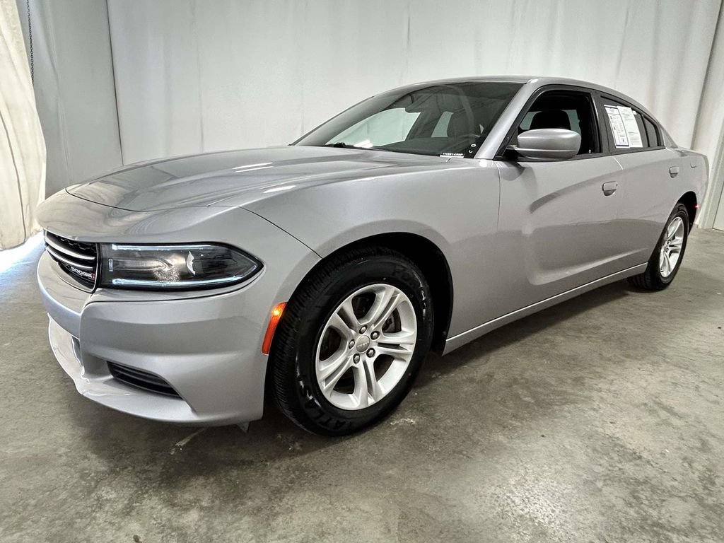 Used 2017 Dodge Charger SE w/ Popular Equipment Group RWD image 5