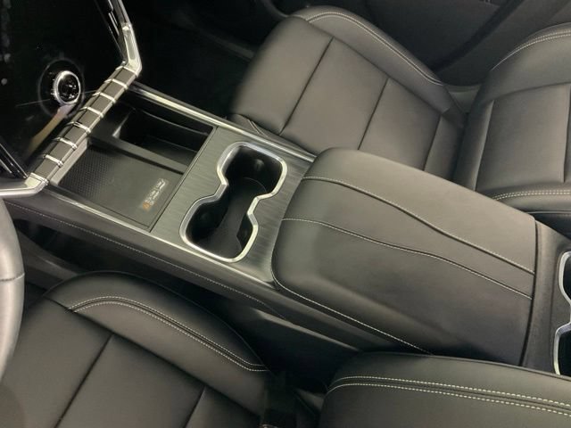 Used 2025 GMC Acadia Elevation w/ Elevation Premium Package FWD image 21