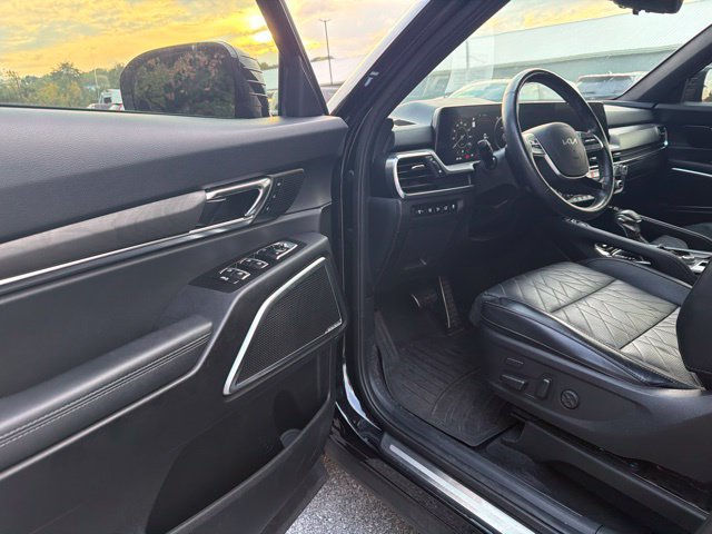 Used 2023 Kia Telluride SX Prestige X-Pro AWD/4WD image 13