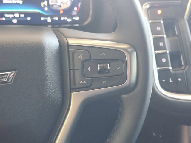 Used 2023 Chevrolet Suburban Z71 w/ Luxury Package AWD/4WD image 29