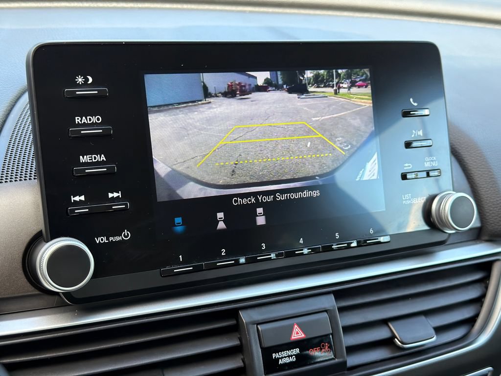 Used 2019 Honda Accord LX image 21