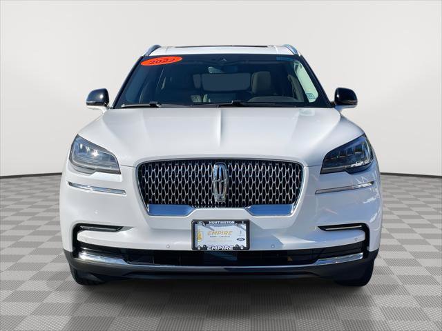 Used 2022 Lincoln Aviator Reserve w/ Elements Package Plus image 2