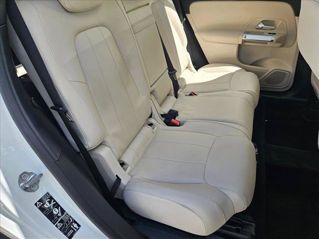 Used 2023 Mercedes-Benz GLB 250 image 18