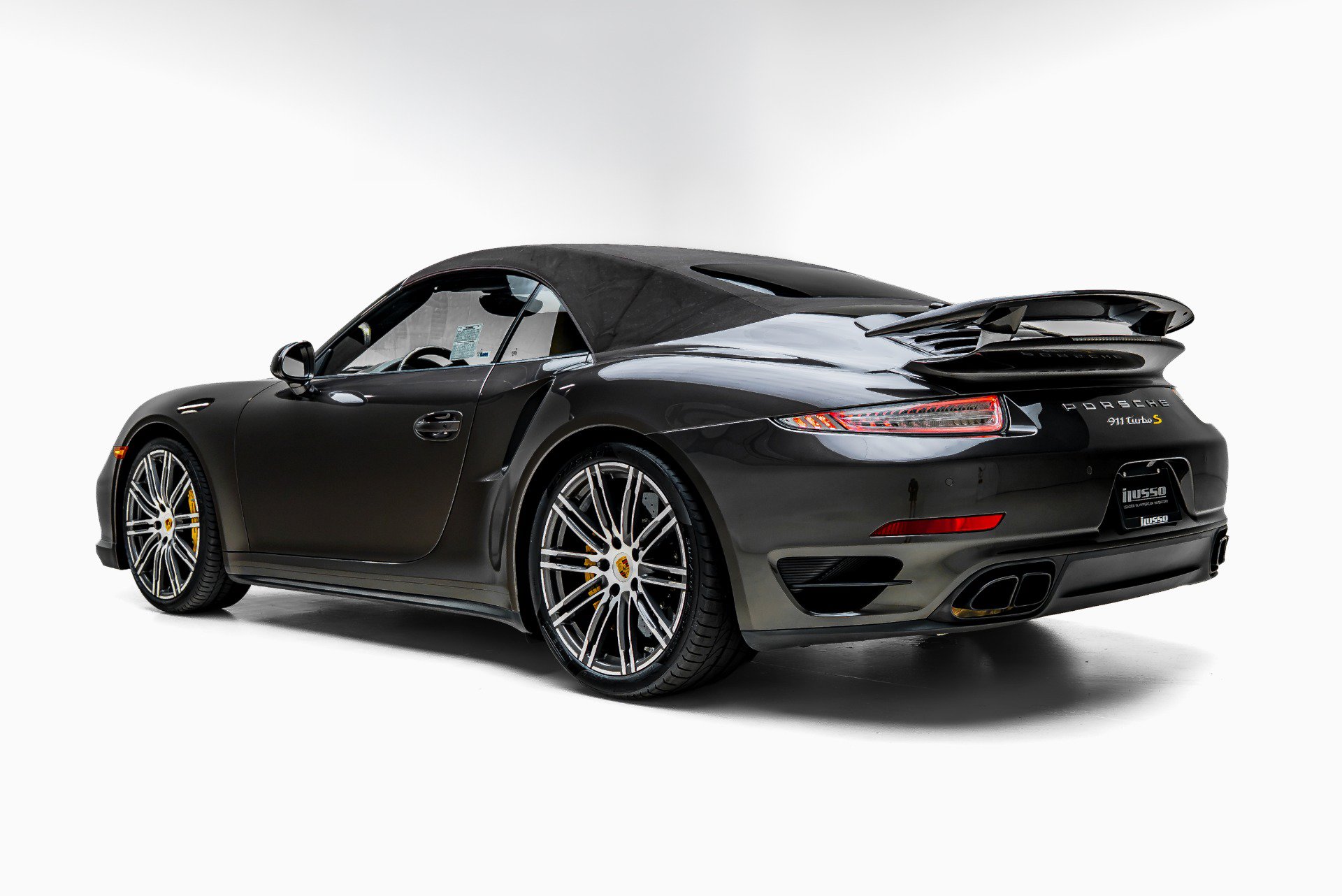 Used 2015 Porsche 911 Turbo AWD/4WD image 9