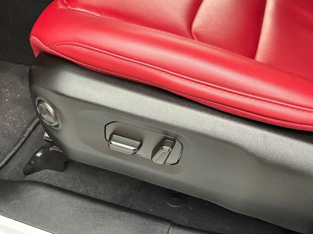 Used 2024 Jeep Wrangler Unlimited Rubicon 392 image 23