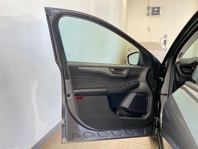 Used 2024 Ford Escape Active w/ Tech Pack #1 AWD/4WD image 15