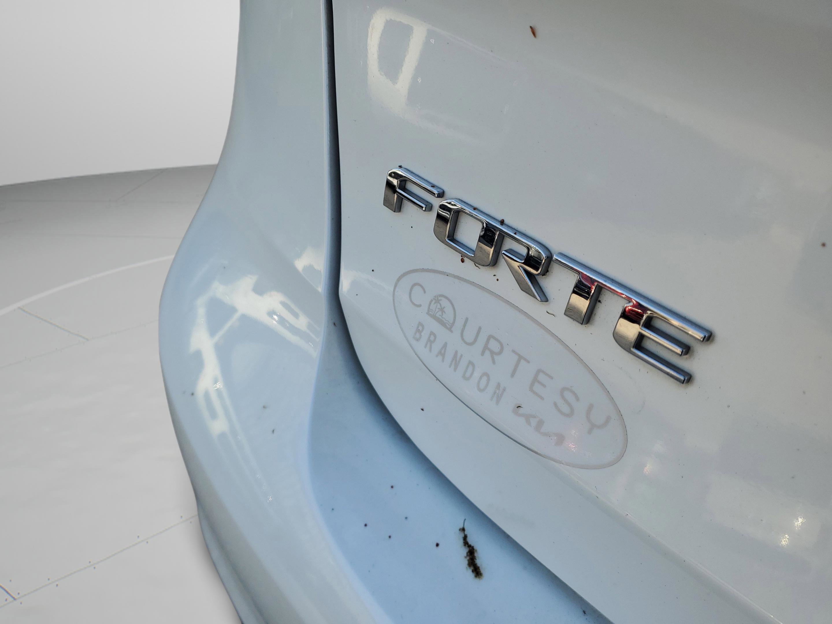 Certified 2018 Kia Forte LX w/ LX Popular Package image 8