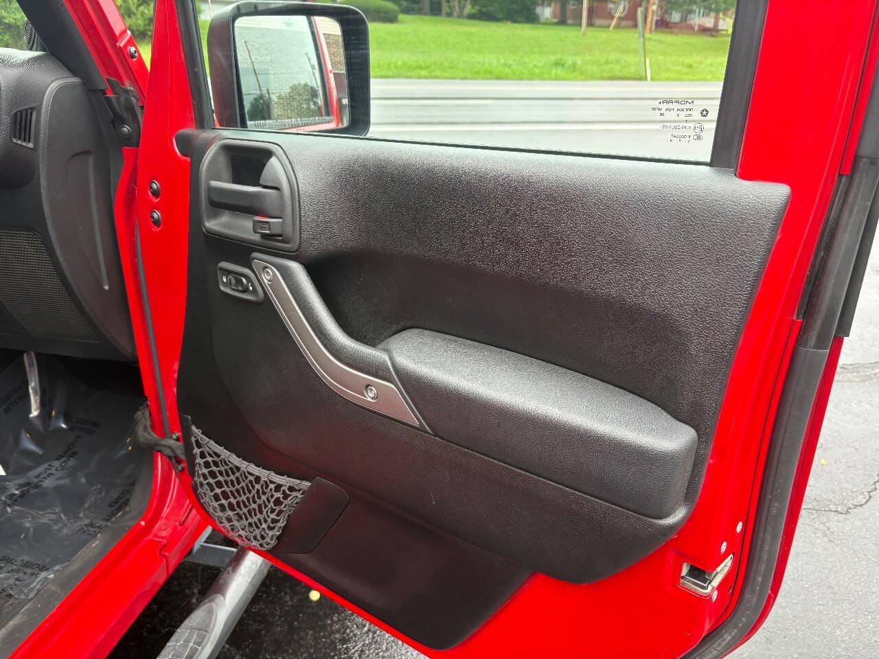 Used 2014 Jeep Wrangler Unlimited Sport w/ Quick Order Package 23S AWD/4WD image 22