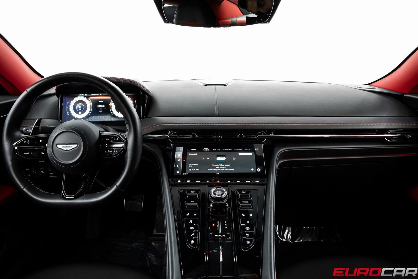 Used 2024 Aston Martin DB12 Coupe RWD image 23