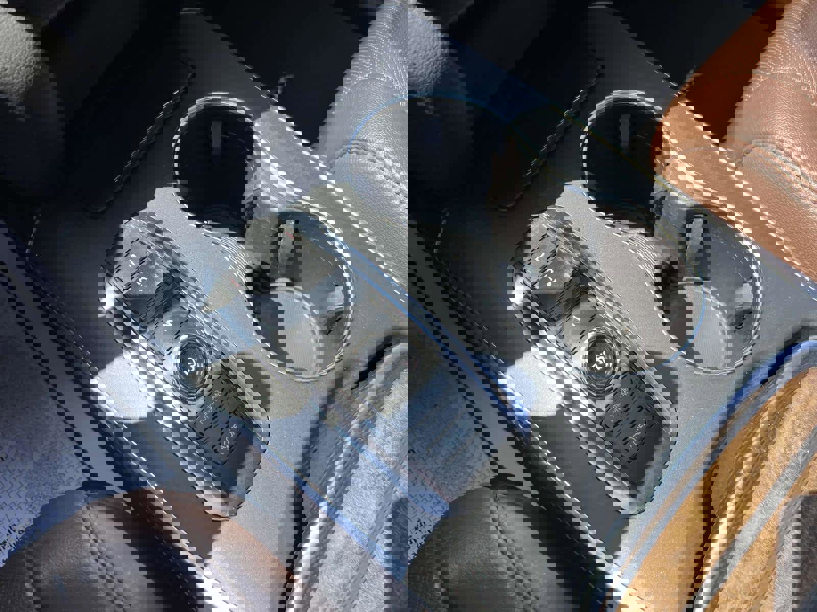 Used 2020 Acura MDX SH-AWD w/ Technology Package image 22