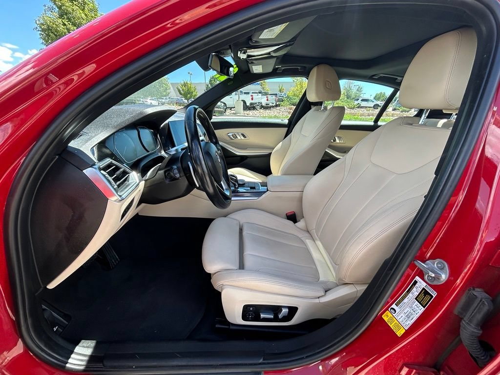 Used 2021 BMW 330i Sedan w/ Convenience Package RWD image 13