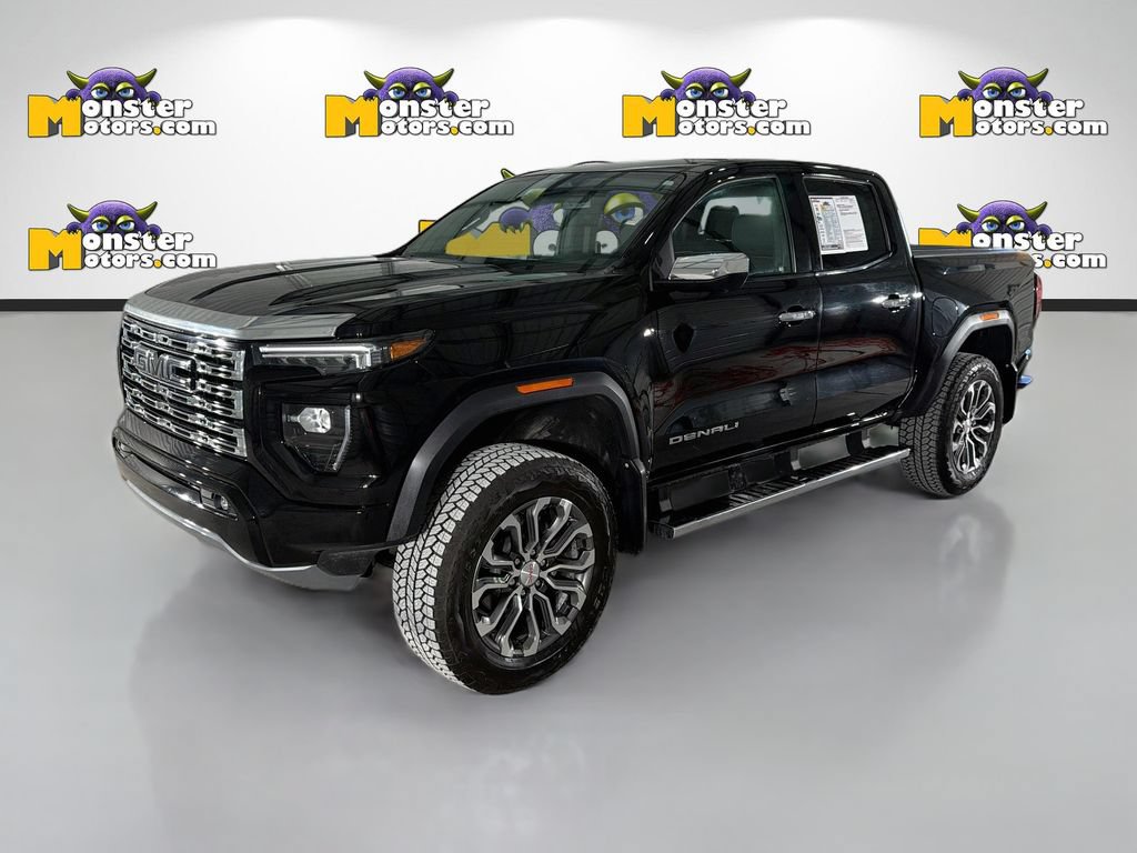 Used 2023 GMC Canyon Denali AWD/4WD image 1