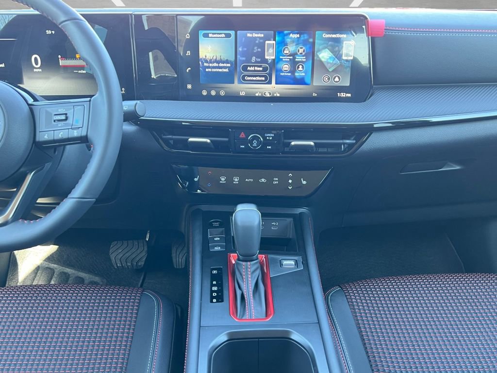 New 2026 Nissan Kicks SR image 3