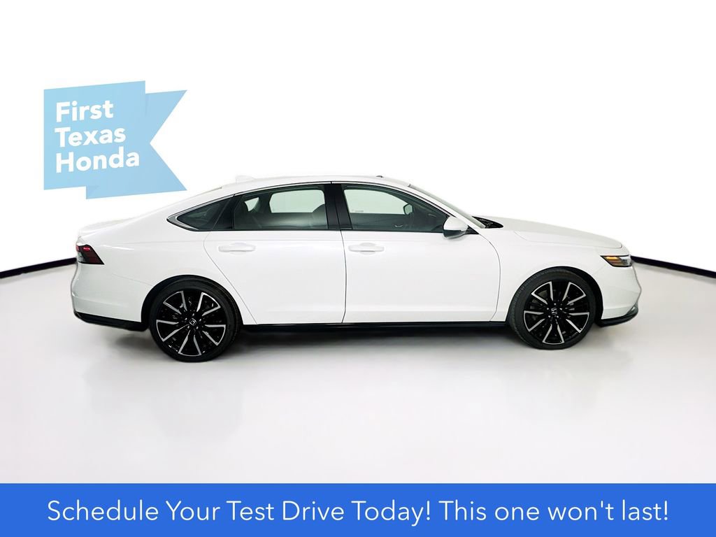 Used 2025 Honda Accord Touring image 10