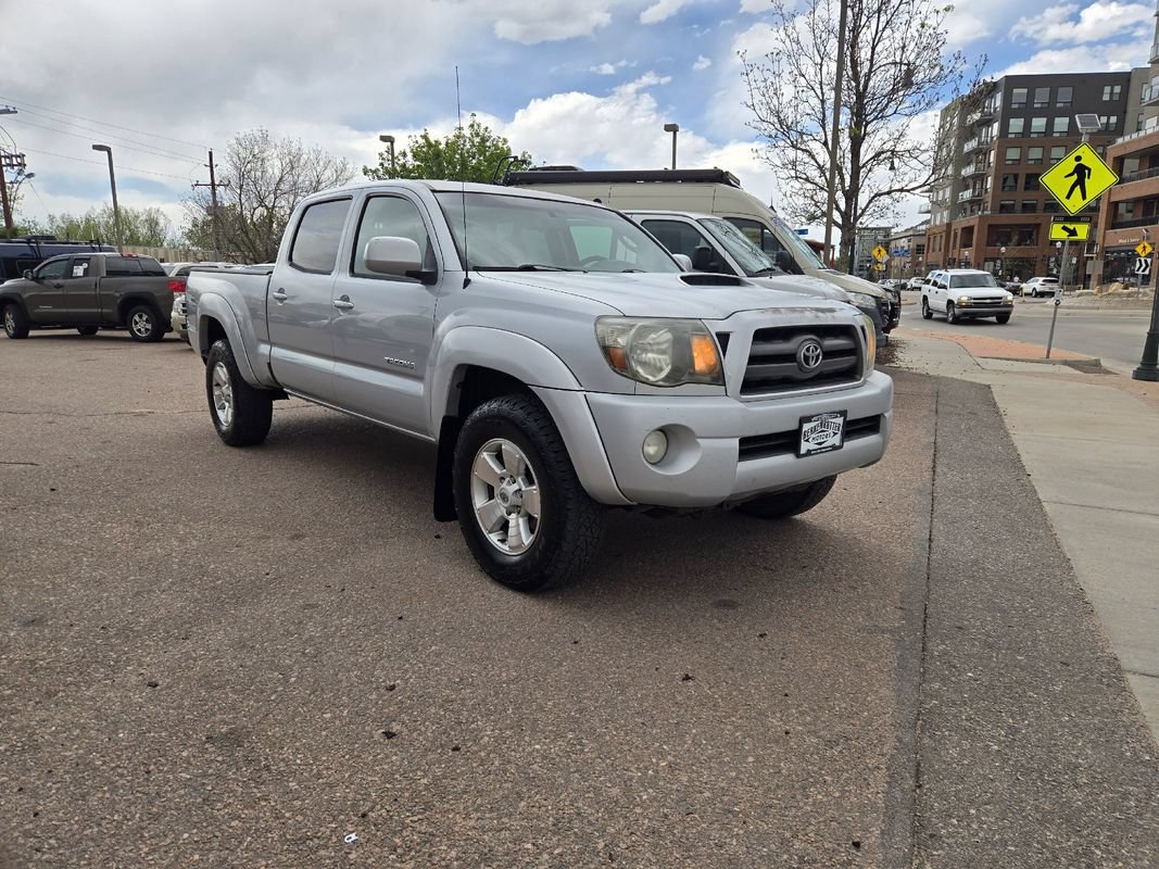 Used 2009 Toyota Tacoma PreRunner RWD image 2