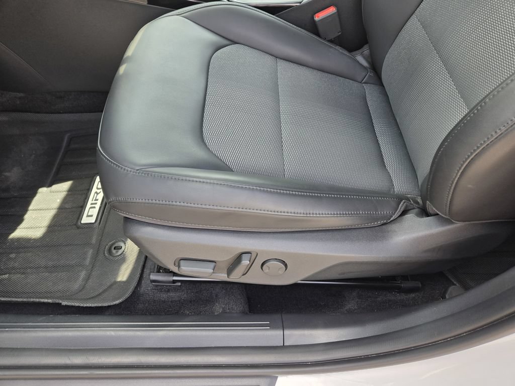 Used 2024 Kia Niro Wind FWD image 13