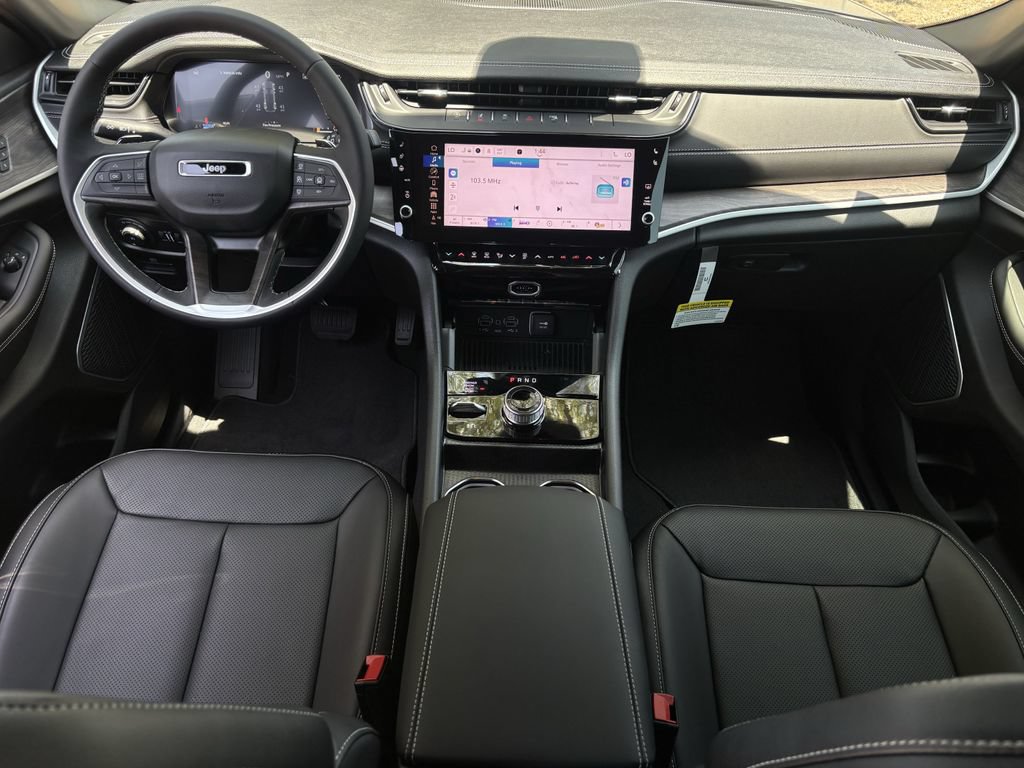 New 2026 Jeep Grand Cherokee Limited AWD/4WD image 10