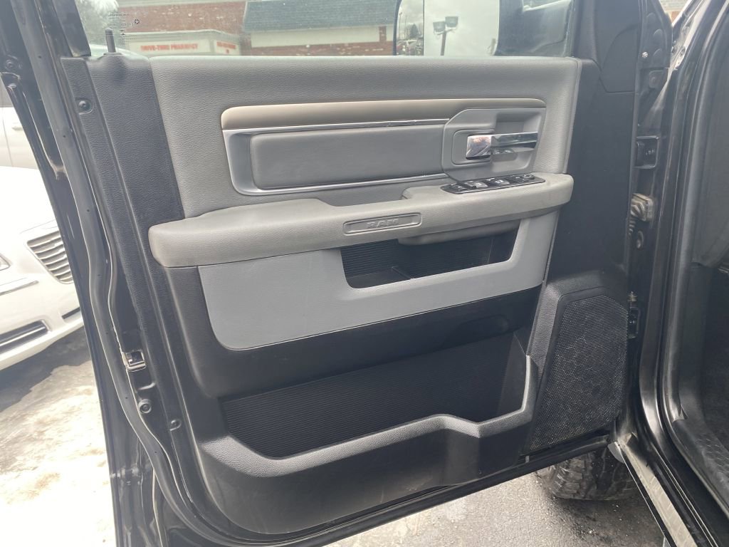 Used 2016 RAM 2500 Big Horn image 19