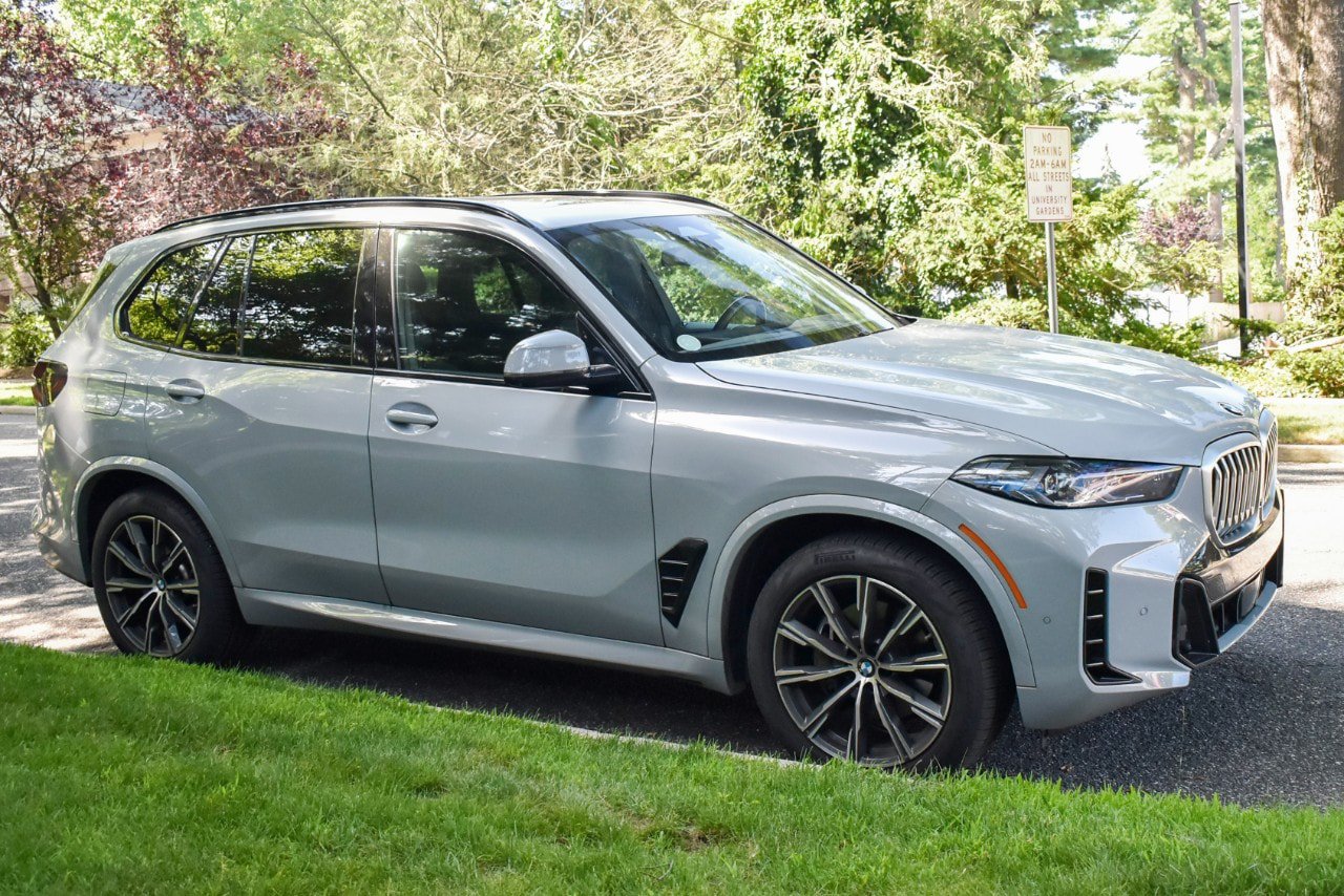 Used 2026 BMW X5 xDrive40i AWD/4WD image 11