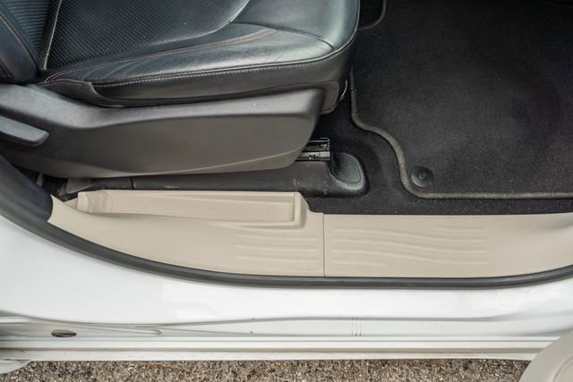 Used 2019 Chrysler Pacifica Touring-L image 43