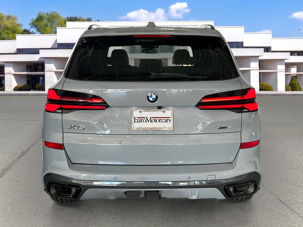 Used 2026 BMW X5 xDrive40i w/ M Sport Package AWD/4WD image 6