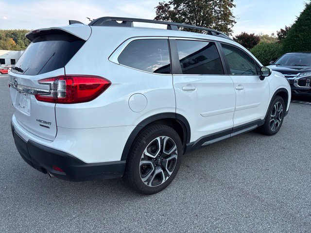 Used 2023 Subaru Ascent Limited AWD/4WD image 5