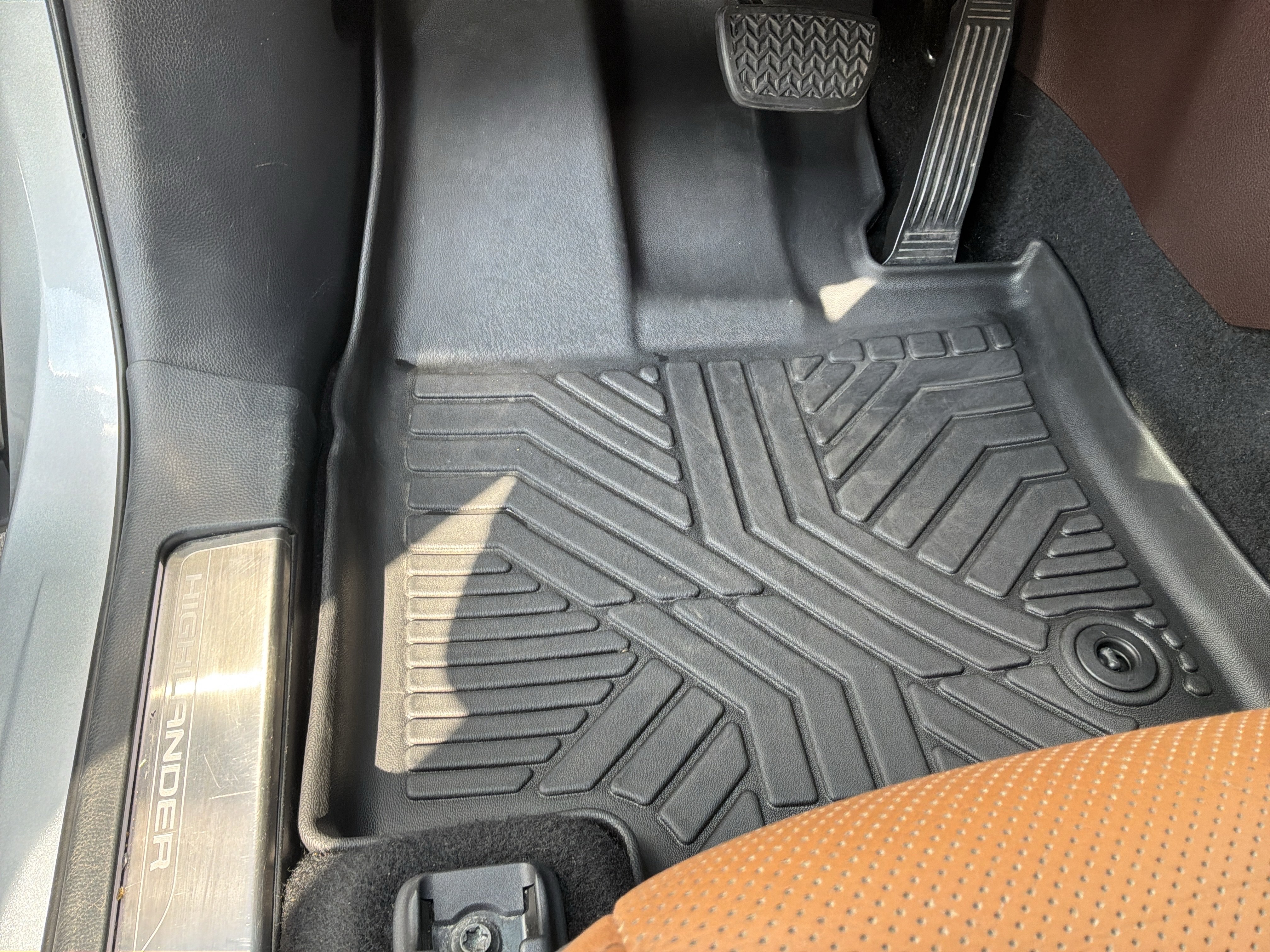 Used 2022 Toyota Highlander Platinum FWD image 17