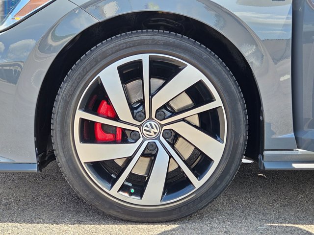 Used 2020 Volkswagen Jetta GLI image 21