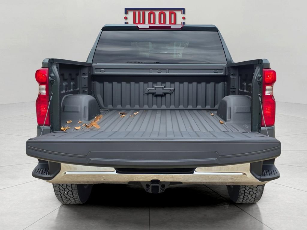 New 2026 Chevrolet Silverado 1500 LT w/ LPO, Dark Essentials Package image 9
