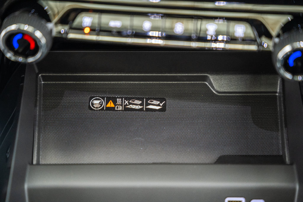 New 2026 Chevrolet Tahoe High Country AWD/4WD image 27
