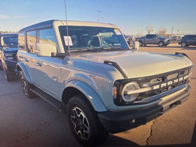 Used 2024 Ford Bronco Outer Banks image 4