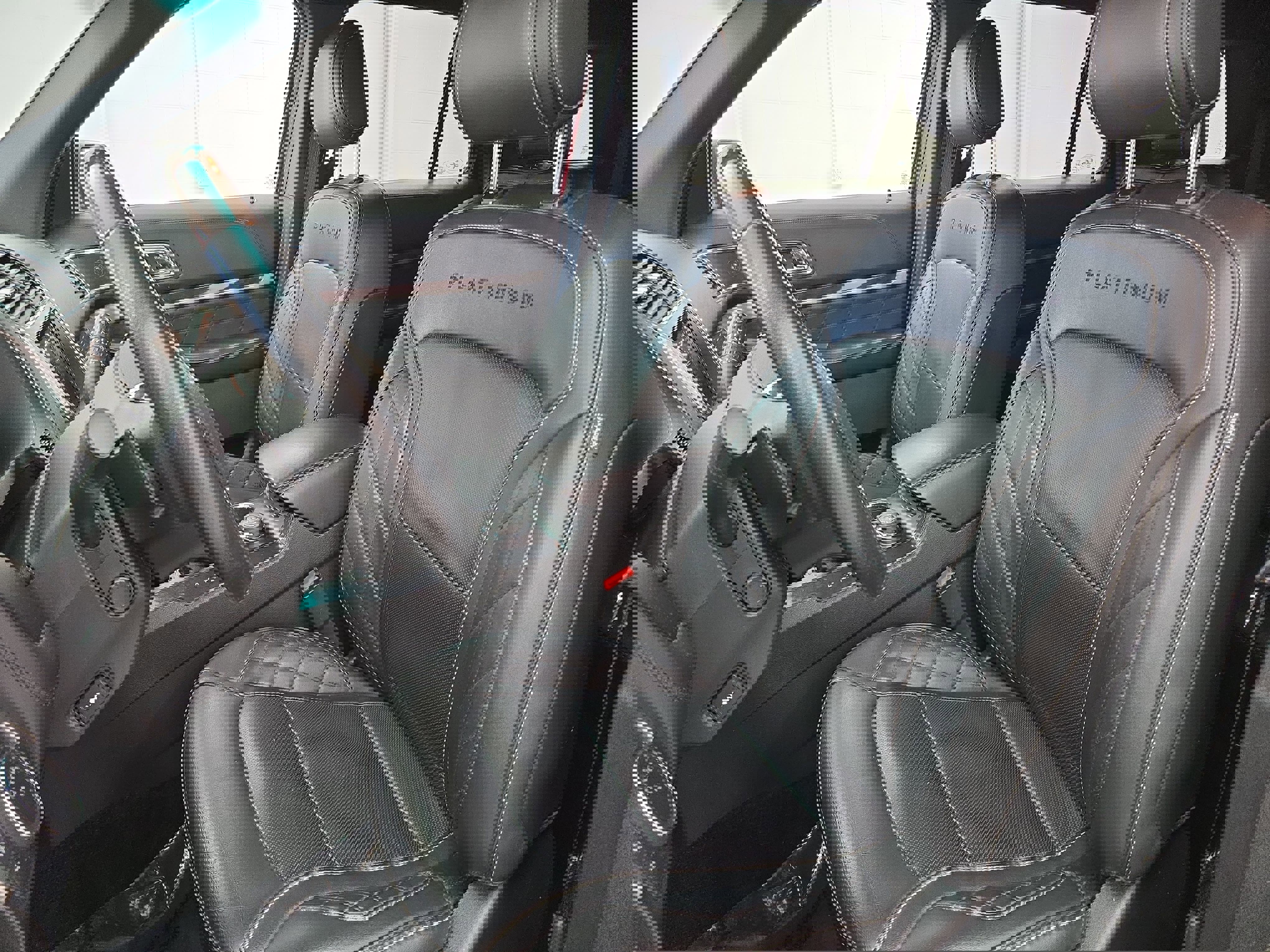 Used 2017 Ford Explorer Platinum image 16