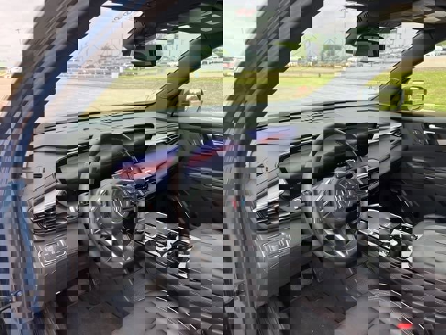 Used 2025 Buick Enclave Preferred image 6