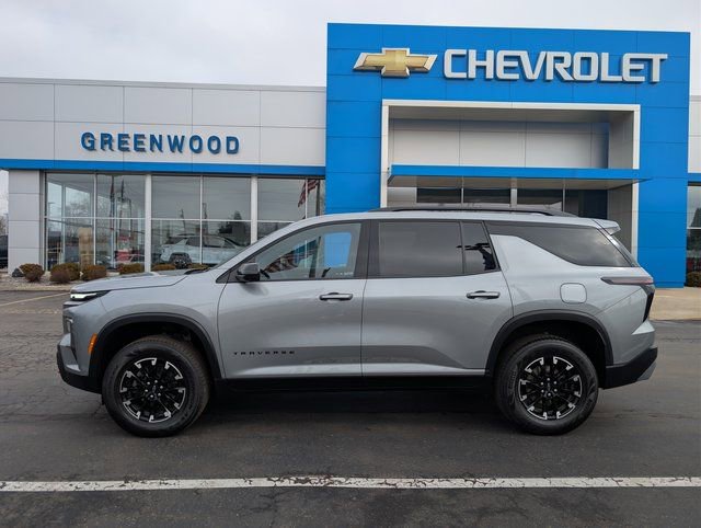 Used 2024 Chevrolet Traverse Z71 w/ LPO, Floor Liner Package image 2