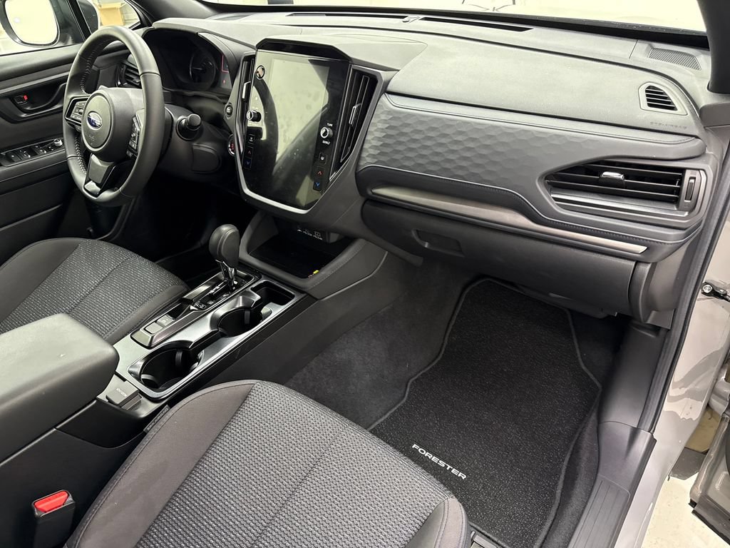 Used 2026 Subaru Forester Premium AWD/4WD image 24