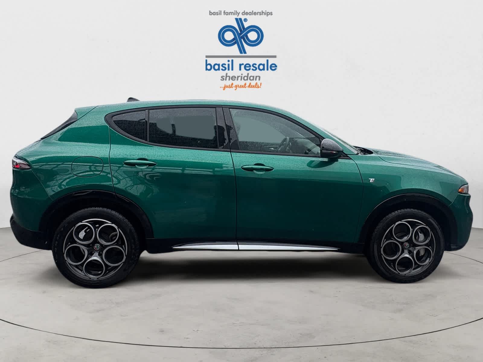 Used 2024 Alfa Romeo Tonale Ti AWD/4WD image 8