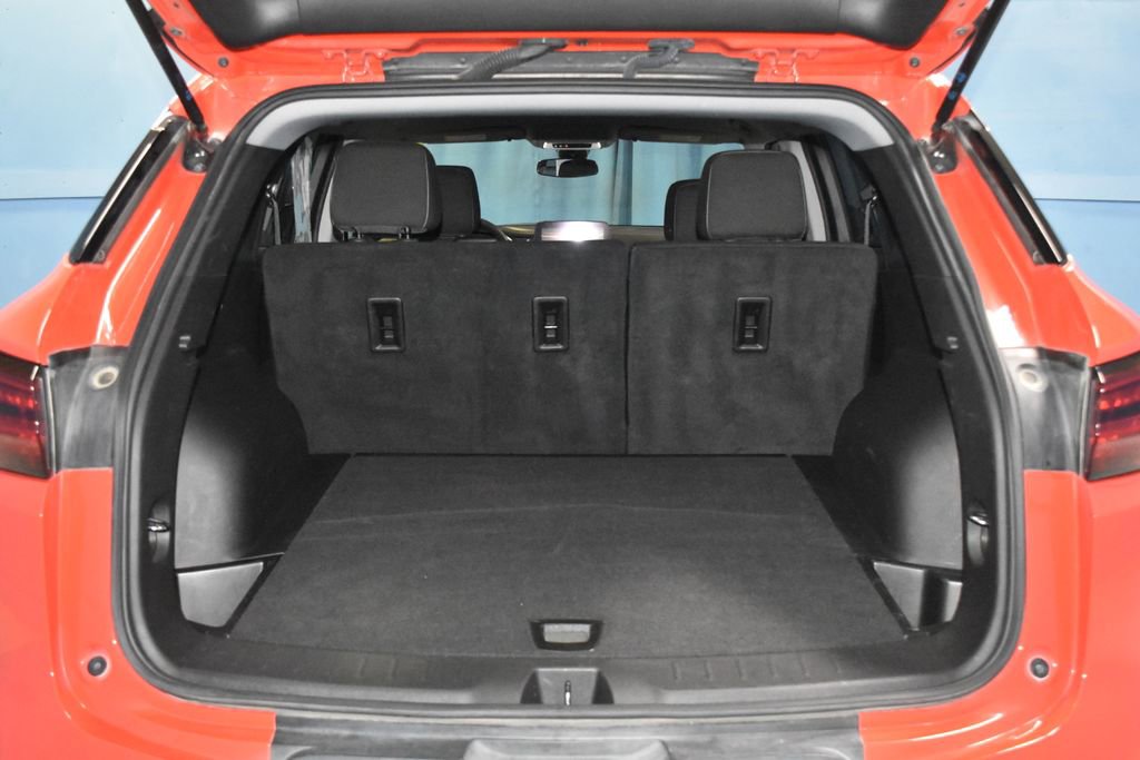 Used 2025 Chevrolet Blazer LT FWD image 28