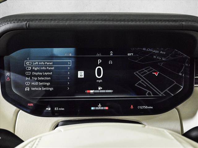 Used 2025 Land Rover Range Rover SE AWD/4WD image 11