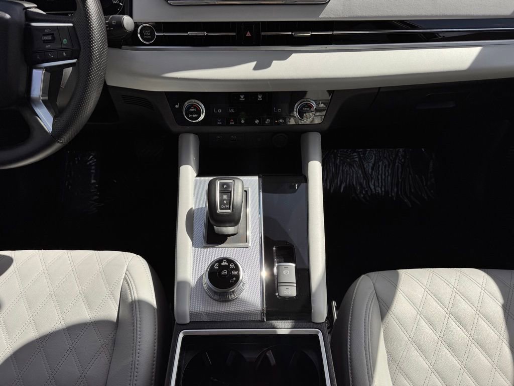 Used 2024 Mitsubishi Outlander SEL image 22